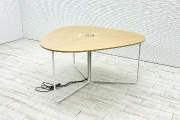 コクヨ Franka(フランカ)シリーズ 中古 三角形 会議テーブル ミーティングテーブル 中古オフィス家具 1700/1700/900の画像