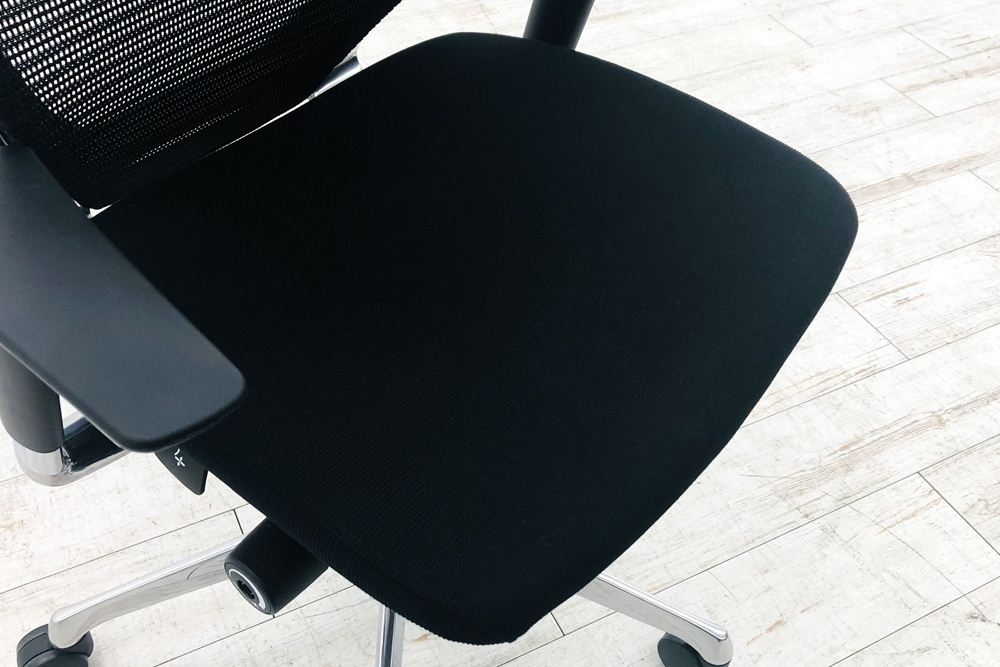 【専用ページ】 12脚セット バロンチェア 中古 2018年製 ブラック 可動肘 ハイバック ポリッシュフレーム 座クッションの画像