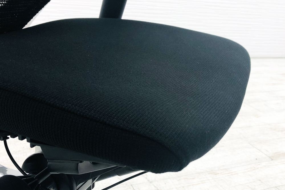 【専用ページ】 12脚セット バロンチェア 中古 2018年製 ブラック 可動肘 ハイバック ポリッシュフレーム 座クッションの画像