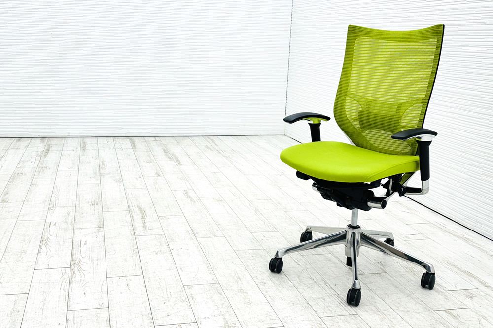 バロンチェア オカムラ 2018年製 中古 Baron 中古オフィス家具 ポリッシュフレーム メッシュ ハイバック ランバーサポート ライムグリーンの画像