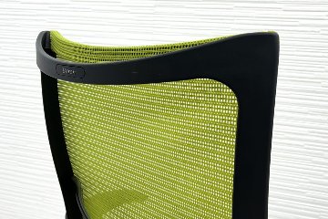 バロンチェア オカムラ 2018年製 中古 Baron 中古オフィス家具 ポリッシュフレーム メッシュ ハイバック ランバーサポート ライムグリーンの画像