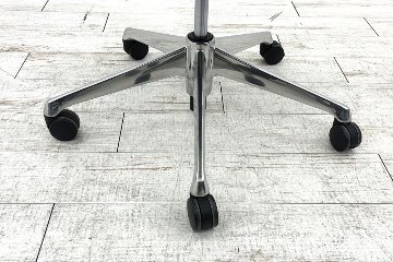 バロンチェア オカムラ 2018年製 中古 Baron 中古オフィス家具 ポリッシュフレーム メッシュ ハイバック ランバーサポート ライムグリーンの画像