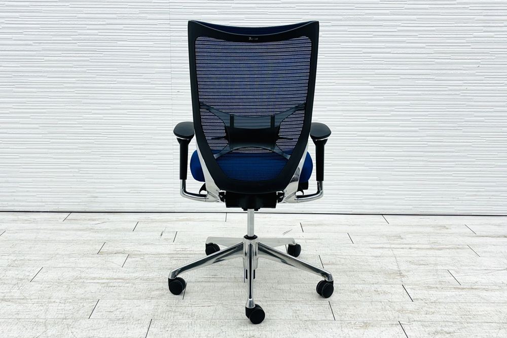 バロンチェア オカムラ 2018年製 中古 メッシュチェア Baron 中古オフィス家具 ハイバック ランバーサポート ミディアムブルーの画像
