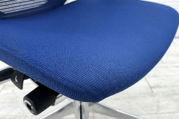 バロンチェア オカムラ 中古 OKAMURA Baron 中古オフィス家具 ポリッシュフレーム メッシュ ハイバック ランバーサポート ミディアムブルーの画像