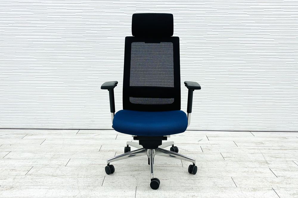 コクヨ エアフォート 中古 AIR FORT KOKUYO 背メッシュ 座クッション 可動肘 中古オフィス家具 ヘッドレスト付きの画像