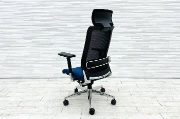 コクヨ エアフォート 中古 AIR FORT KOKUYO 背メッシュ 座クッション 可動肘 中古オフィス家具 ヘッドレスト付きの画像