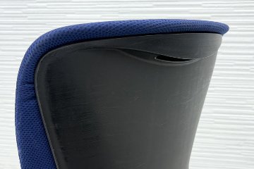 オカムラ スラートチェア 中古 sulato ローバック 肘無チェア 中古オフィス家具 中古オフィスチェア ミディアムブルーの画像