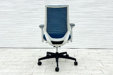 コクヨ デュオラチェア 中古 2018年製 KOKUYO Duora クッション 可動肘 中古オフィス家具 ブルーの画像