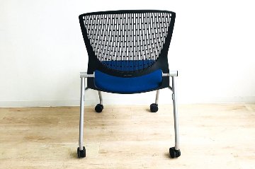 グラータチェア 中古 ミーティングチェア オカムラ 中古チェア 会議椅子 事務椅子 ブルー 肘無 中古オフィス家具 の画像