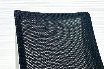 コクヨ デュオラチェア 中古 2018年製 KOKUYO Duora クッション 可動肘 中古オフィス家具 ブラックの画像