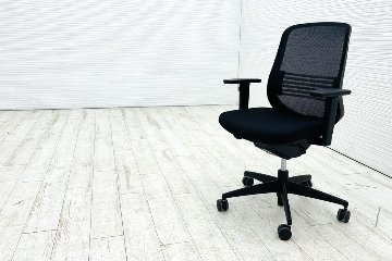コクヨ シロッコチェア 中古 2017年製 Scirocco(シロッコ)シリーズ 可動肘 KOKUYO 中古オフィス家具 ブラックの画像