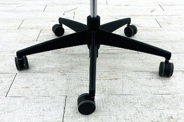 コクヨ シロッコチェア 中古 2017年製 Scirocco(シロッコ)シリーズ 可動肘 KOKUYO 中古オフィス家具 ブラックの画像