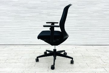 コクヨ シロッコチェア 中古 2017年製 Scirocco(シロッコ)シリーズ 可動肘 KOKUYO 中古オフィス家具 ブラックの画像