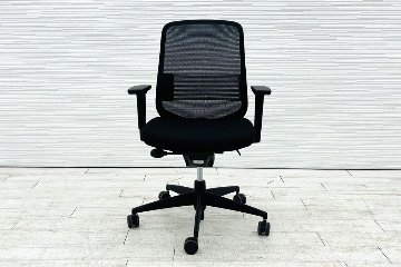 コクヨ シロッコチェア 中古 2017年製 Scirocco(シロッコ)シリーズ 可動肘 KOKUYO 中古オフィス家具 ブラックの画像