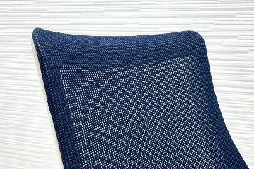 イトーキ エフチェア 2017年製 中古オフィスチェア クッション 可動肘 事務椅子 ITOKI 中古オフィス家具 KG-177JBH ネイビーブルーの画像