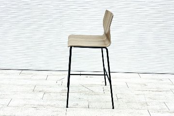 オカムラ スイープチェア 中古 sweep ミーティングチェア ハイチェア 中古オフィス家具 カフェチェア 多目的チェア L409BR-MW71 チョークドエルムの画像