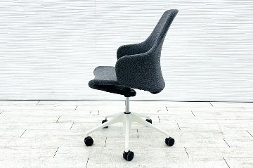 オカムラ emolto(エモルト)シリーズ 中古 ミーティングチェア 多目的チェア L434RW-FZW1 中古オフィス家具の画像