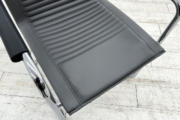 【6脚セット】 オカムラ ドライプンクト ダイアログシリーズ 中古 ミーティングチェア 多目的チェア 8391RD-PB24の画像
