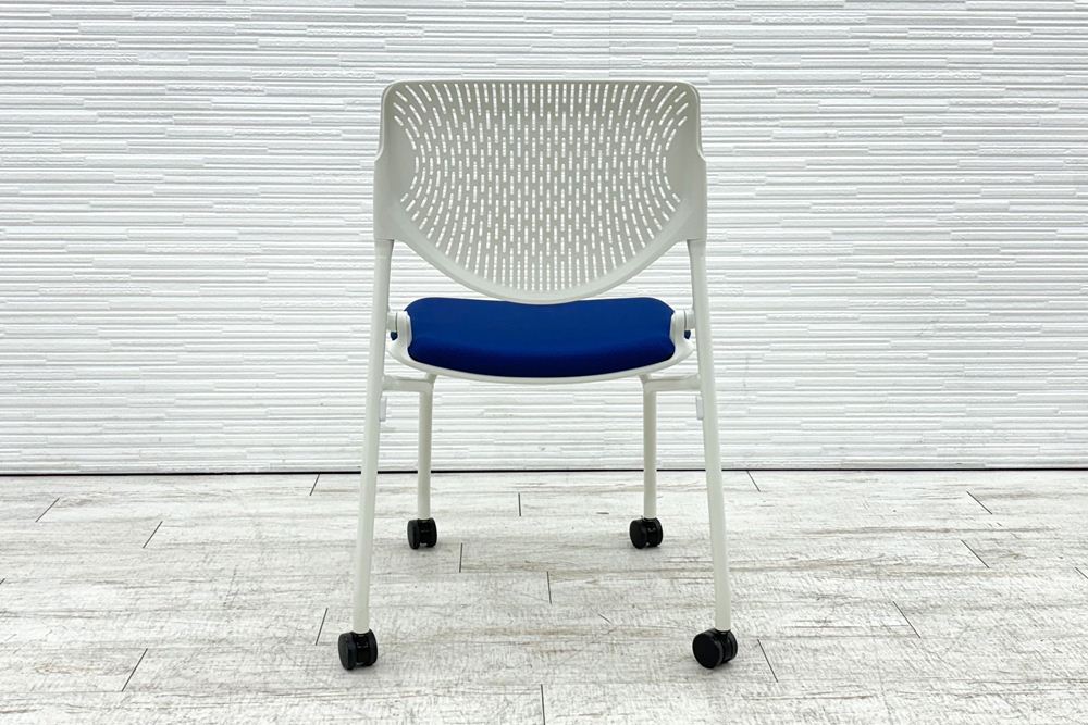 オカムラ ルナチェア 中古 ミーティングチェア 中古チェア 会議椅子 中古オフィス家具 81S1AY ブルーの画像