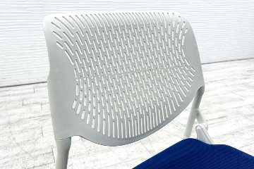 オカムラ ルナチェア 中古 ミーティングチェア 中古チェア 会議椅子 中古オフィス家具 81S1AY ブルーの画像