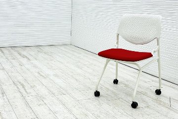オカムラ ルナチェア 中古  ミーティングチェア 中古チェア 会議椅子 中古オフィス家具 81S1AY レッドの画像
