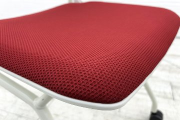 オカムラ ルナチェア 中古  ミーティングチェア 中古チェア 会議椅子 中古オフィス家具 81S1AY レッドの画像