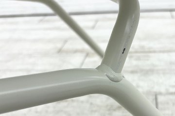 オカムラ ルナチェア 中古  ミーティングチェア 中古チェア 会議椅子 中古オフィス家具 81S1AY レッドの画像