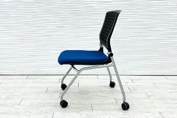 オカムラ グラータチェア 中古 【4本セット】 ネスティングチェア ミーティングチェア 肘無 ブルー 中古オフィス家具 の画像