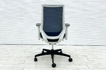 コクヨ デュオラチェア 中古 2018年製 KOKUYO Duora クッション 可動肘 中古オフィス家具 ブルーの画像