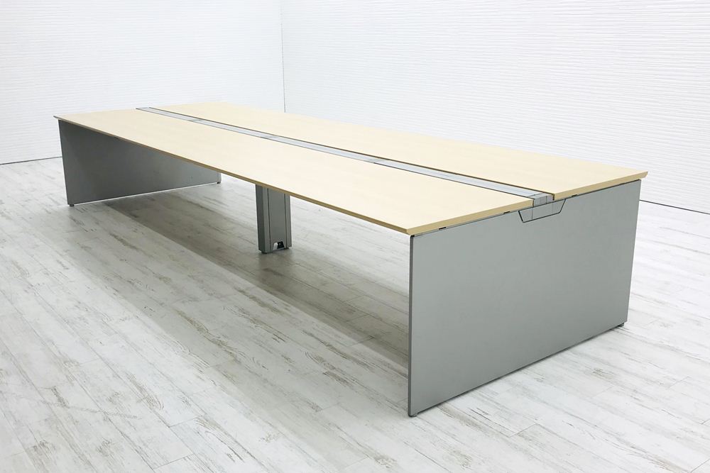 フリーアドレス オカムラ 中古 【両面2連4枚セット】W4000×D1400×H720 中古オフィス家具 ベンチテーブル デスク 平机の画像