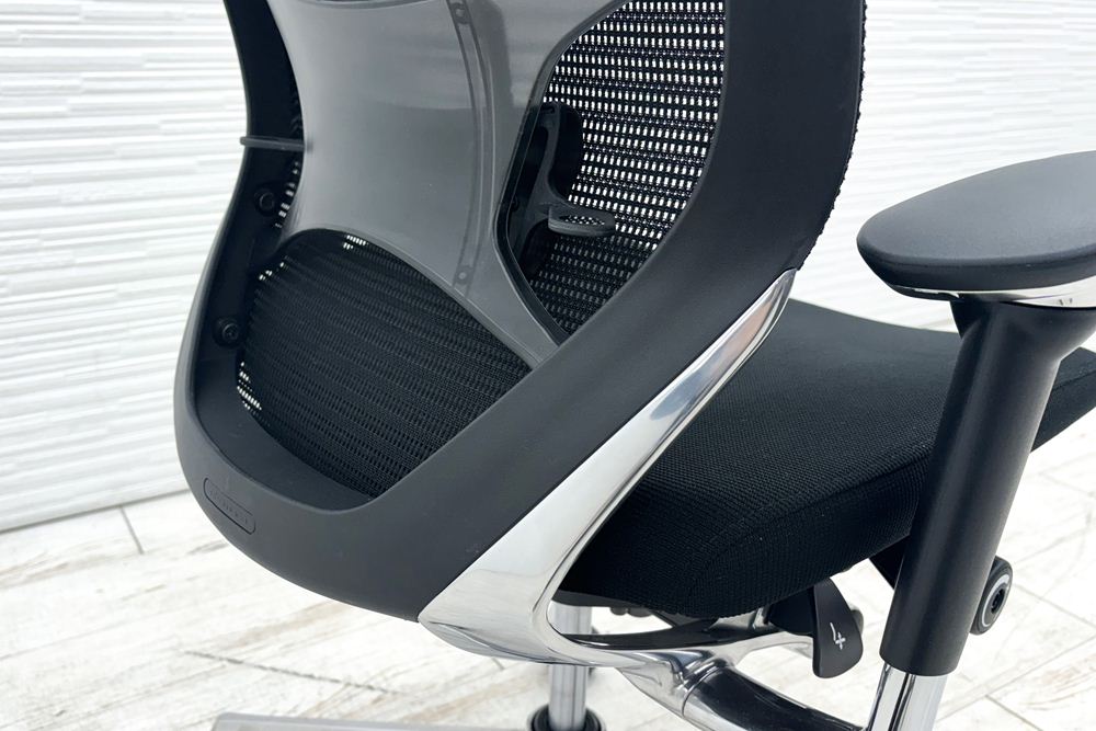 バロンチェア オカムラ 中古 OKAMURA Baron 中古オフィス家具 ポリッシュフレーム メッシュ ハイバック ランバーサポート ブラックの画像