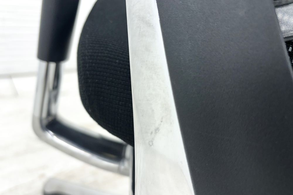 バロンチェア オカムラ 中古 OKAMURA Baron 中古オフィス家具 ポリッシュフレーム メッシュ ハイバック ランバーサポート ブラックの画像