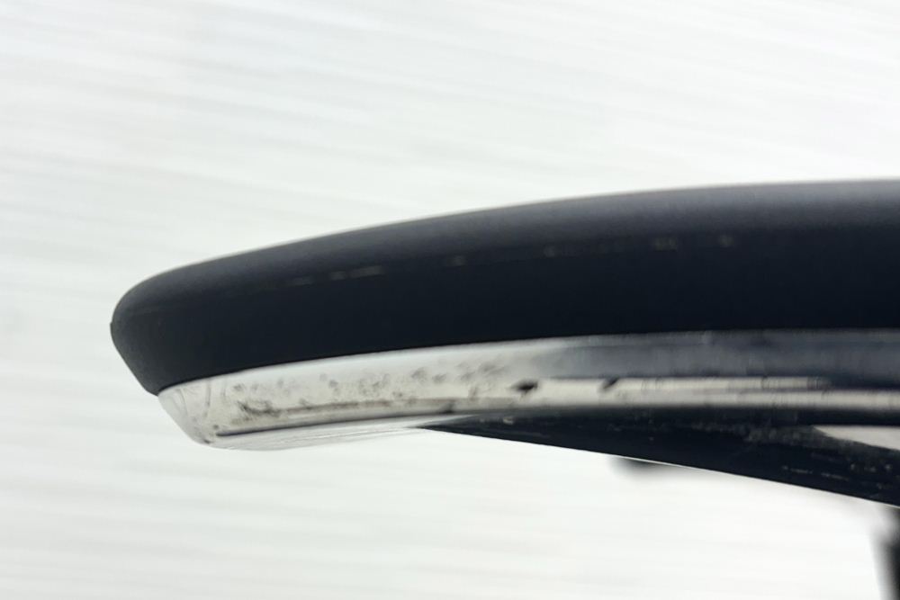 バロンチェア オカムラ 中古 OKAMURA Baron 中古オフィス家具 ポリッシュフレーム メッシュ ハイバック ランバーサポート ブラックの画像