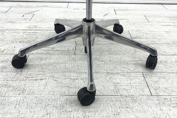 バロンチェア オカムラ 中古 OKAMURA Baron 中古オフィス家具 ポリッシュフレーム メッシュ ハイバック ランバーサポート ブラックの画像