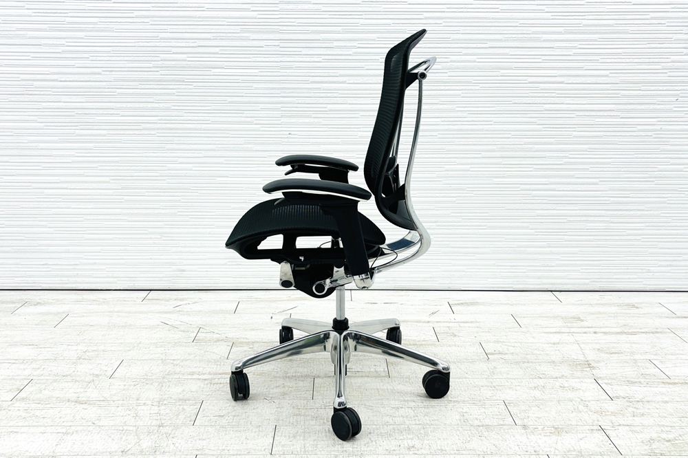 オカムラ コンテッサセコンダ 中古 Contessa seconda コンテッサチェア 2019年製 中古オフィス家具 メッシュ ブラック CC81BS-FPG1の画像