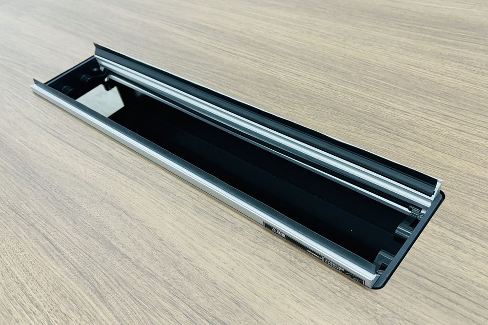オカムラ ラティオ 中古 幅3200 RATIO大型会議テーブル ミーティングテーブル 中古オフィス家具 3200/1200/720の画像