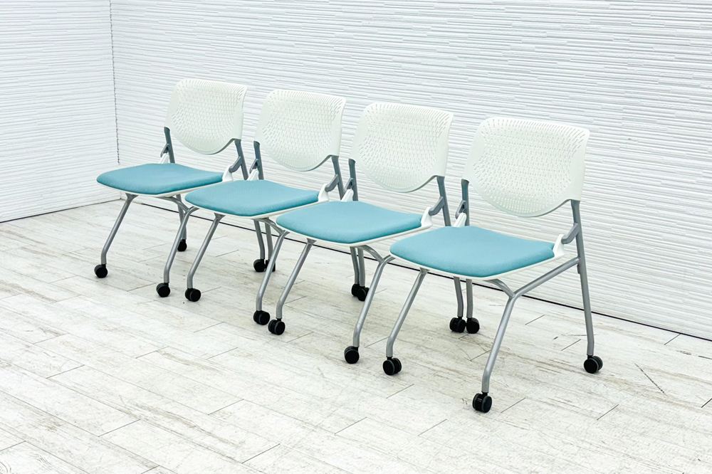 オカムラ ルナチェア 【4脚セット】 中古 肘無 Runa ミーティングチェア ネスティングチェア 会議椅子 中古オフィス家具 81S1AA セージの画像