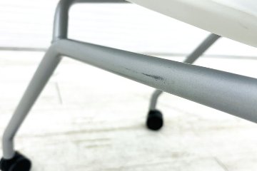 オカムラ ルナチェア 【4脚セット】 中古 肘無 Runa ミーティングチェア ネスティングチェア 会議椅子 中古オフィス家具 81S1AA セージの画像