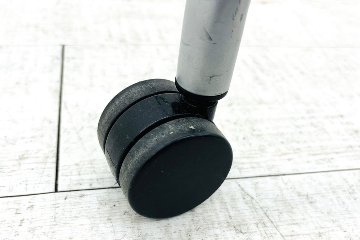 オカムラ ルナチェア 中古 肘無 Runa ミーティングチェア ネスティングチェア 会議椅子 中古オフィス家具 81S1AA セージの画像