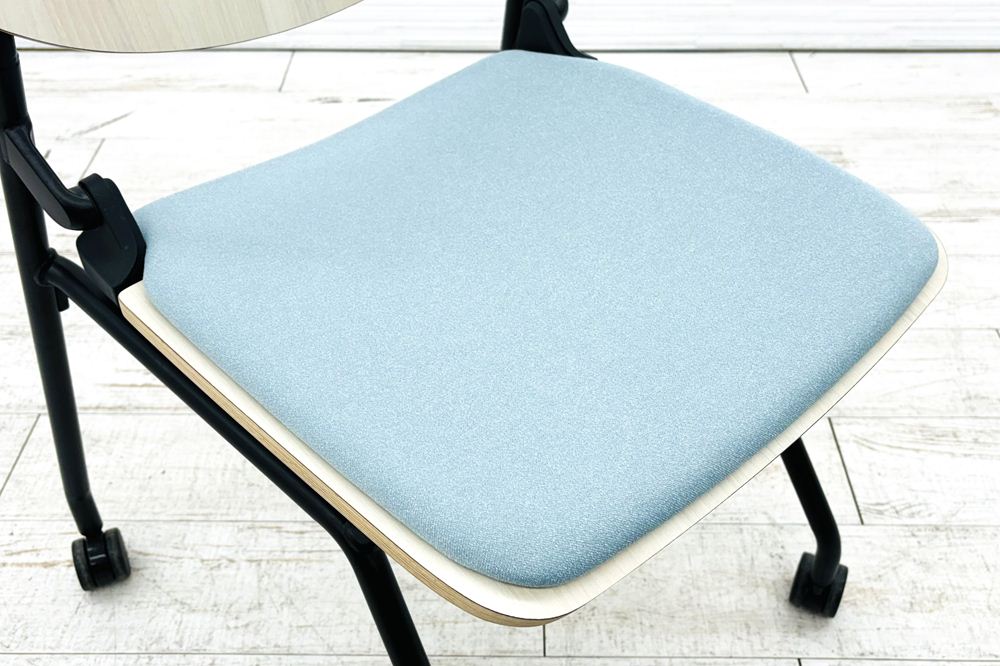 オカムラ ライブス ネスティングチェア 中古 【4脚セット】 Lives Nesting Chair ミーティングチェア 会議椅子 中古オフィス家具 セージの画像
