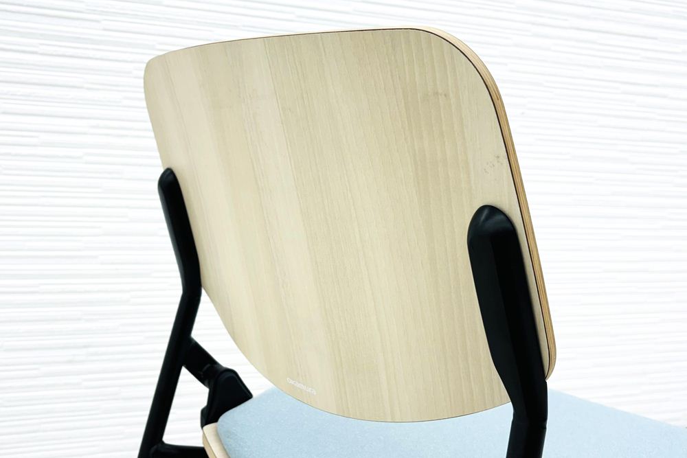 オカムラ ライブス ネスティングチェア 中古 【4脚セット】 Lives Nesting Chair ミーティングチェア 会議椅子 中古オフィス家具 セージの画像