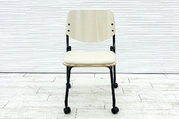 オカムラ ライブス ネスティングチェア 中古 Lives Nesting Chair ミーティングチェア 会議椅子 中古オフィス家具 ベージュの画像