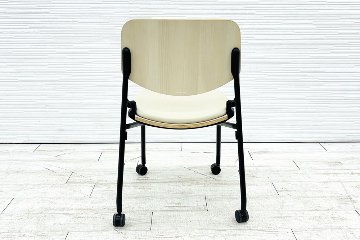 オカムラ ライブス ネスティングチェア 中古 Lives Nesting Chair ミーティングチェア 会議椅子 中古オフィス家具 ベージュの画像