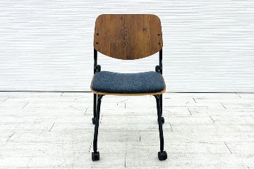 オカムラ ライブス ネスティングチェア 中古 【4脚セット】 Lives Nesting Chair ミーティングチェア 会議椅子 中古オフィス家具 インディゴの画像