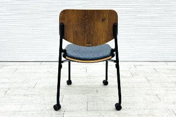 オカムラ ライブス ネスティングチェア 中古 【4脚セット】 Lives Nesting Chair ミーティングチェア 会議椅子 中古オフィス家具 インディゴの画像