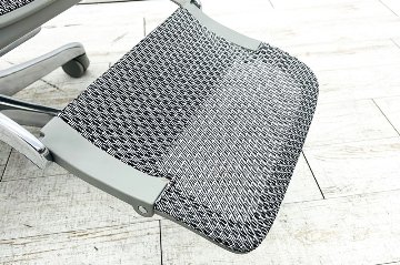【未使用品】 自社保証有 エルゴヒューマンプロ2 オットマン 中古 ergohuman PRO2 Ottoman 中古オフィス家具 GYフレーム ホワイトメッシュ メモリーロッキング付の画像
