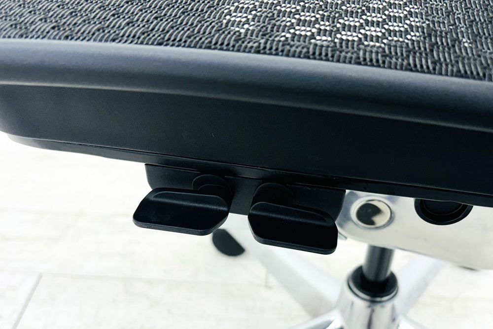 【未使用品】 自社保証有 エルゴヒューマンプロ2 中古 ergohuman PRO2 中古オフィス家具 BKフレーム ブラック メモリーロッキング付の画像