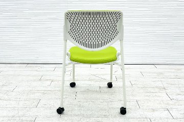オカムラ ルナチェア 中古 ミーティングチェア 中古チェア 会議椅子 ネスティングチェア 中古オフィス家具 81S1AZ ライムグリーンの画像