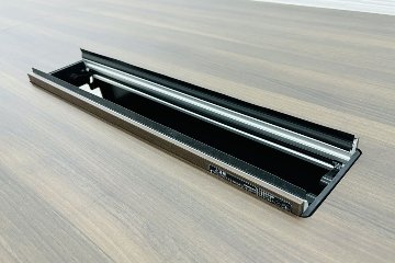 オカムラ ラティオ 中古 幅4200 大型会議テーブル ミーティングテーブル 会議机 四角天板 中古オフィス家具 4200/1200/720の画像