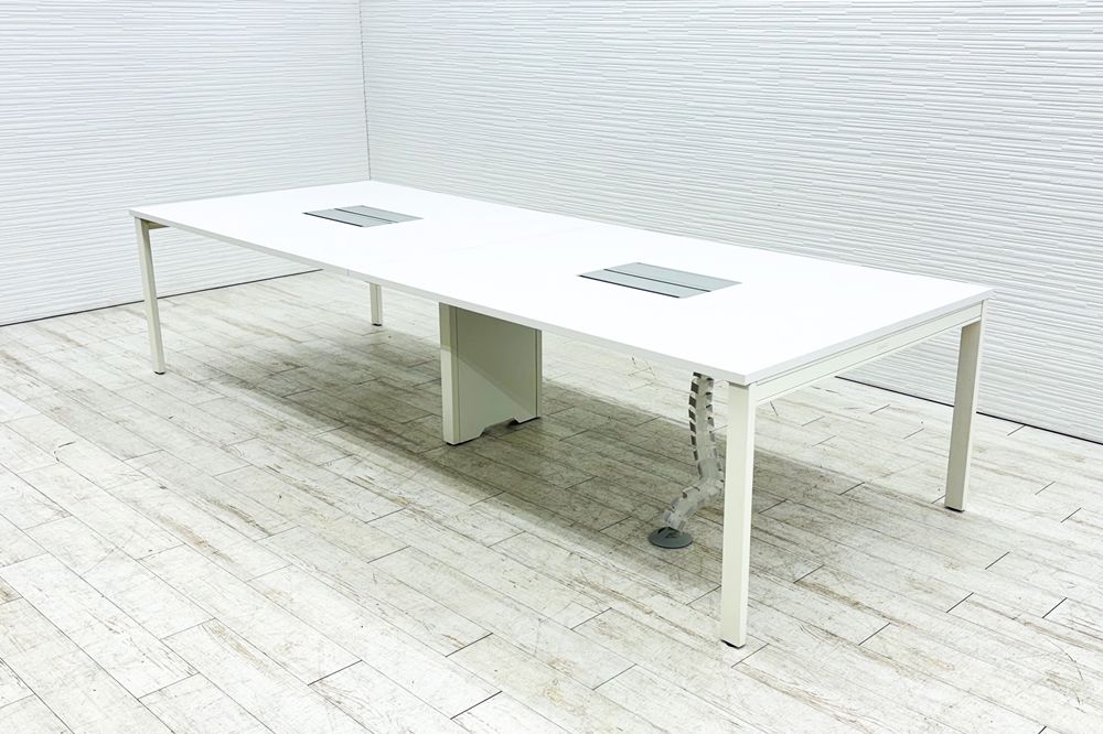 オカムラ マニフォールド 中古 幅3200 大型会議テーブル ミーティングテーブル 会議机 ホワイト 中古オフィス家具 3200/1200/720の画像